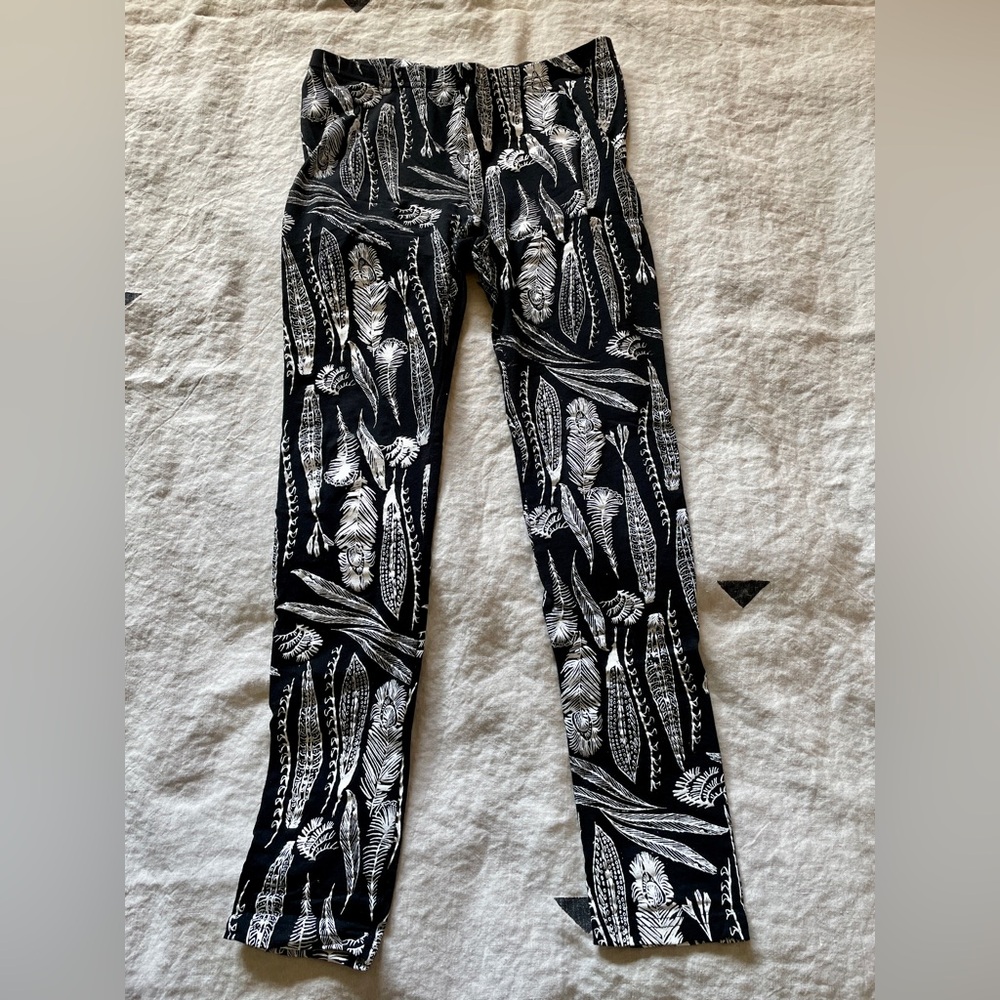 Feather print leggings by Thief & Bandit (size small)